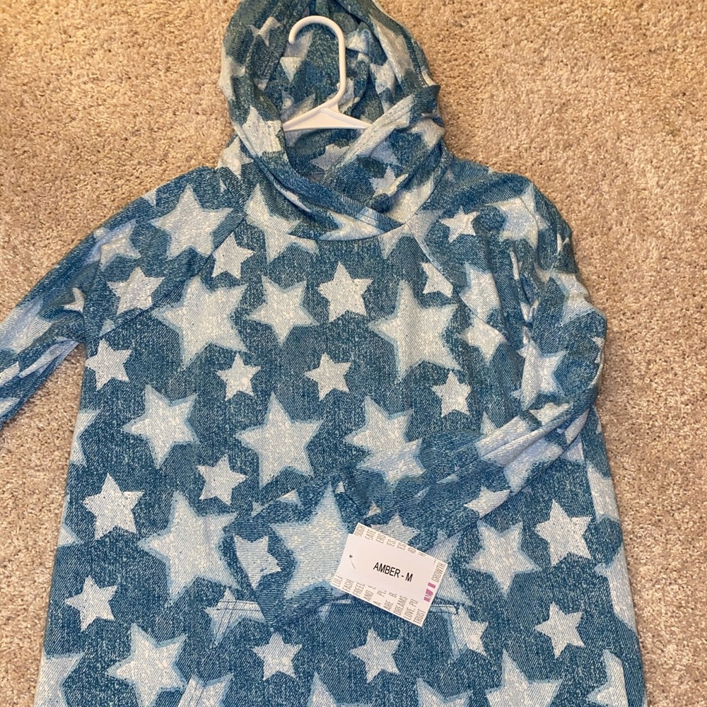 LuLaRoe “Amber” Hoodie